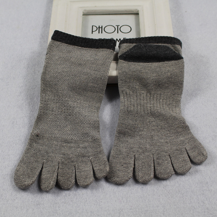 New Spring/Summer 2016 simple and casual men's socks, mesh five-toe socks, pure cotton antibacterial and deodorizing split-toe socks, short socks for men Application Scenario