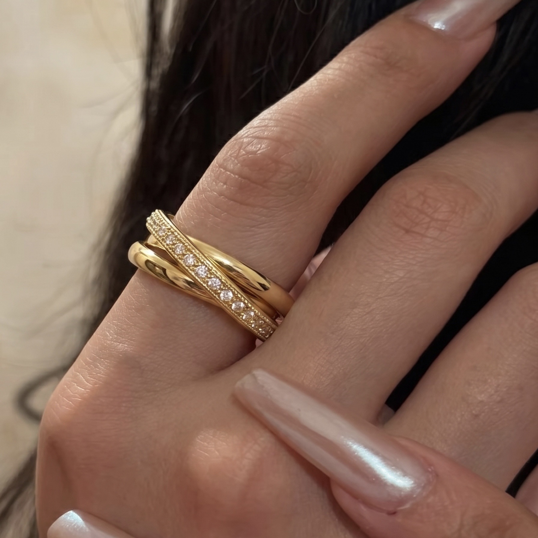 Cross-border three-ring row diamond zircon ring, a popular European and American light luxury jewelry accessory, a vintage retro ring with a niche and high-end feel details Picture