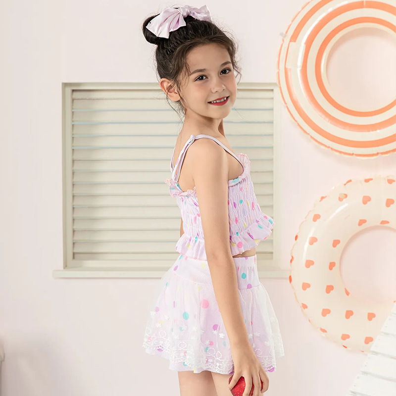 Playful and colorful polka dot halter mini swimsuit for big kids, girls, children's swimsuit, holding an apple background swimming ring decoration, NT $866803 Specification image