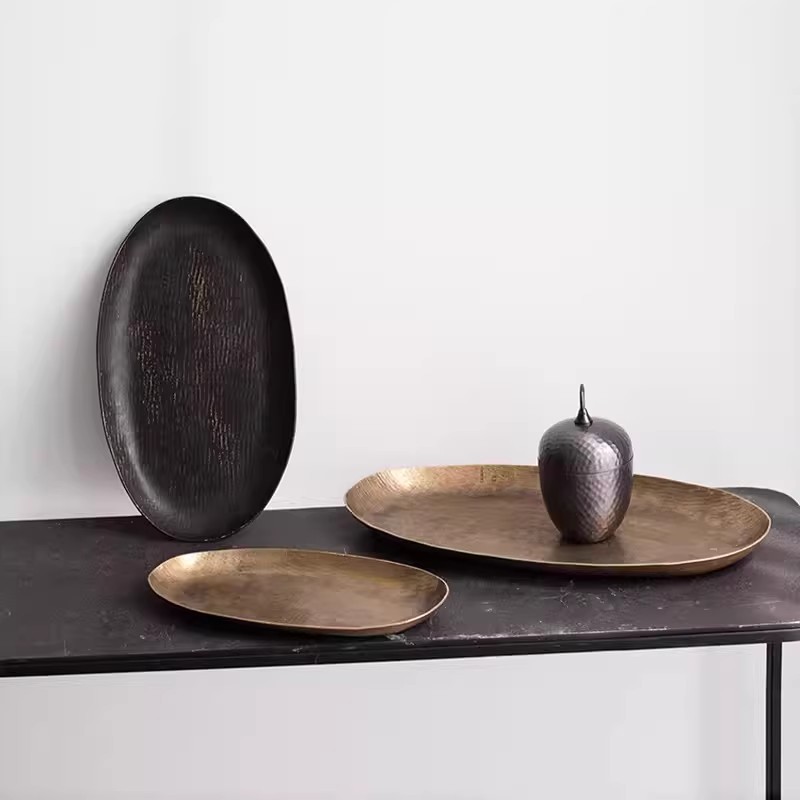 Indian imported aluminum silver irregular shallow-edge fruit plate, snack and nut storage tray, tea tray decoration Specification image