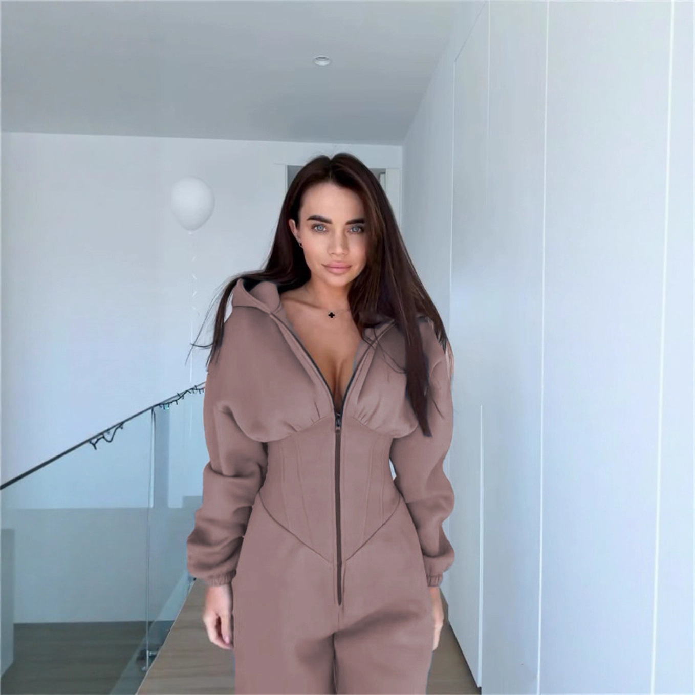 Cross-border foreign Trade 2025 Amazon ebay Hot-selling bestsellers of sportswear and casual women's hooded jumpsuits Specification drawing