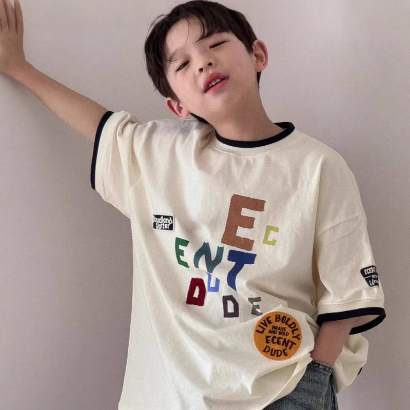 Verano niño niño manga corta camiseta 2025 nuevo niño moda tops verano legging niña media manga