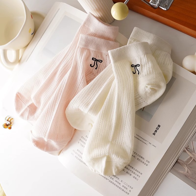 Korean-style perforated breathable short cylinder ~ins trendy women's short socks, cotton summer thin mesh strip bow Application Scenario