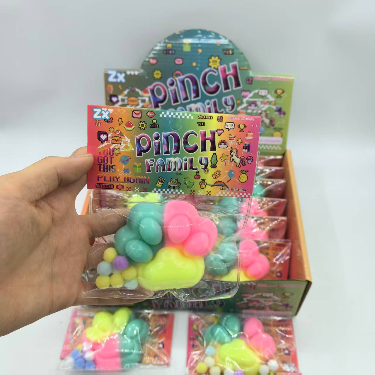 Direct sales from the manufacturer of the new cross-border stress-relieving product, macaron three-color Cat Paw Pinching Fun children's toy details Picture