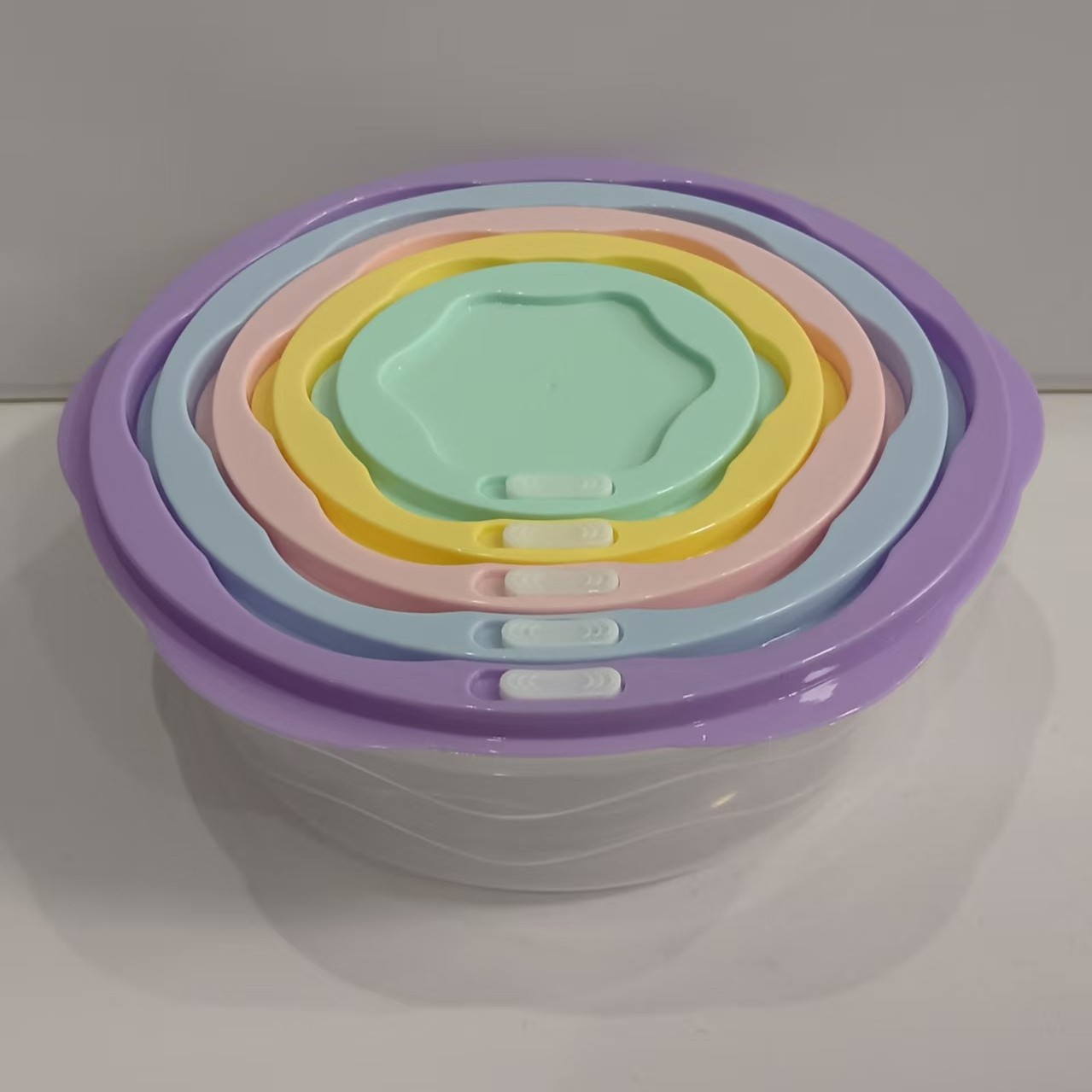 Food preservation box, large-capacity sealed box, commercial kimchi box, thickened refrigerator anti-odor-mixing box, kitchen storage box Application Scenario