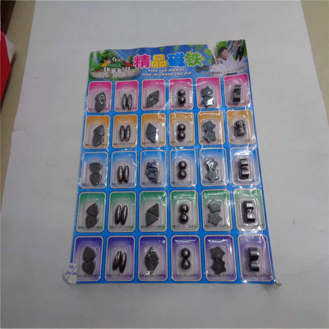 Yiwu children's gifts, toys, vacuum-formed magnets, rattlesnakes, six types of mixed packages, direct sales from the manufacturer at street stalls