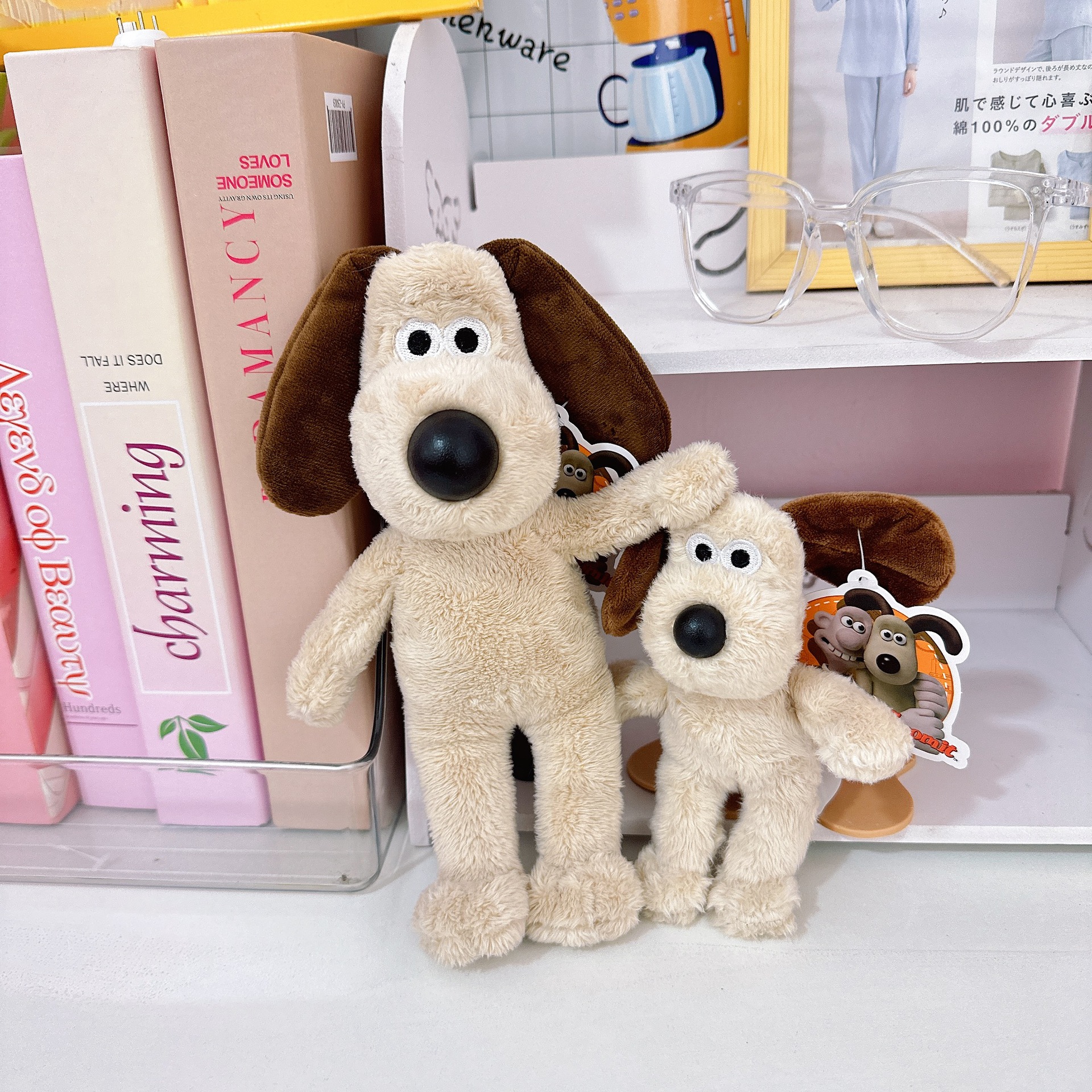 Authentic British Super Invincible Master Dog Pilot plush keychain plush toy, hanging doll, birthday gift