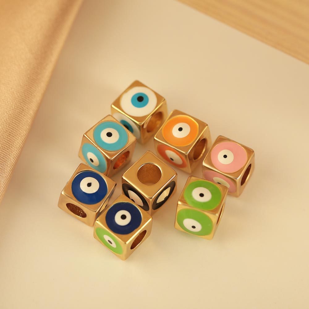 New women's accessories: Square oil-dripping Devil's Eye necklace, bracelet, pendant, pendant, handcrafted small accessories full figure