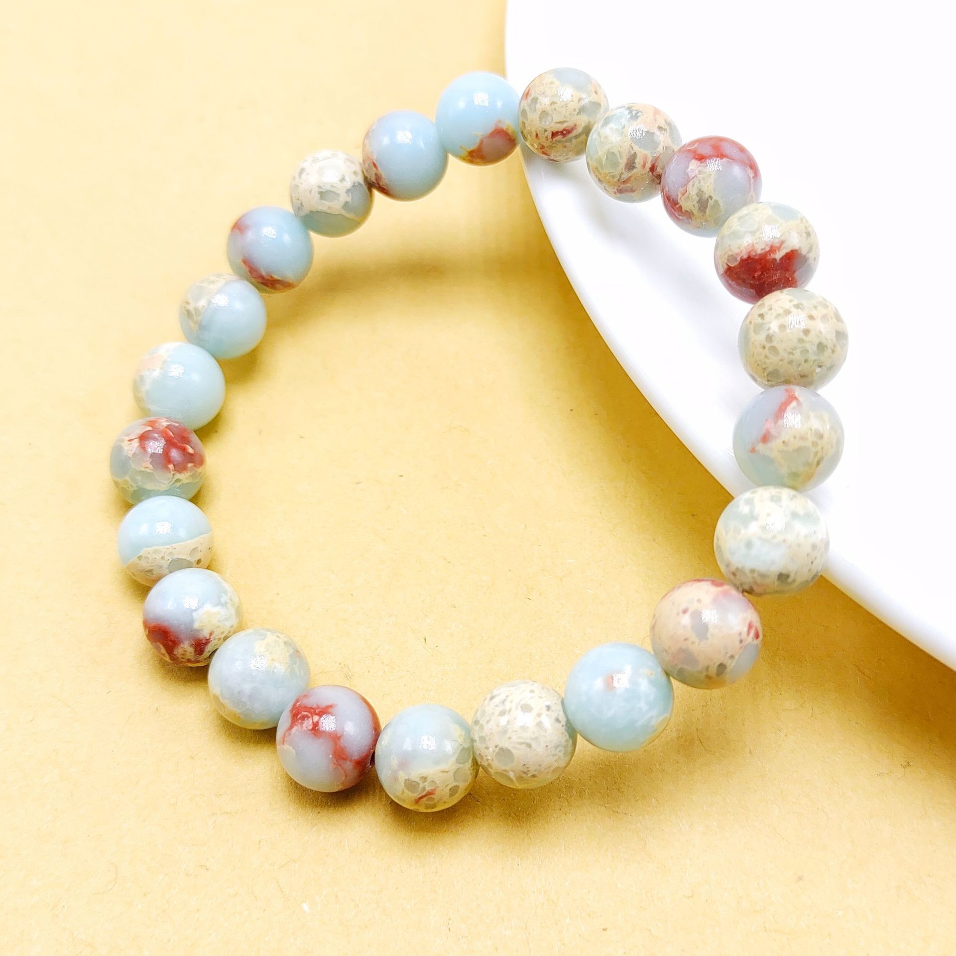 Personalized Shoushan stone bracelet, tender green, artistic, best friend couple bracelet gift, simple small gift jewelry for men and women Application Scenario