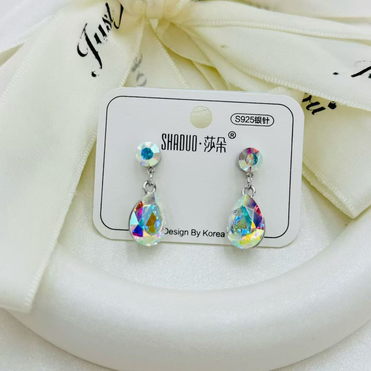 S925 Silver Needle Teardrop Crystal Earrings for Women, Korean style, fashionable and versatile, light luxury and elegant earrings, high-end earrings details Picture