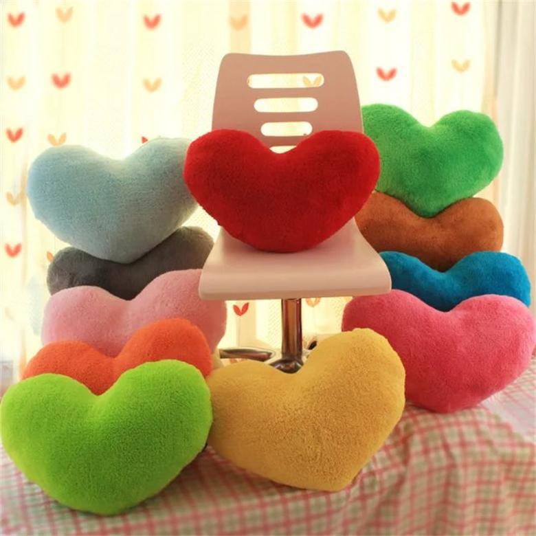 Factory direct sales of cute and heartwarming five-pointed star home sofas, plush cushions, wedding gifts, wedding presents