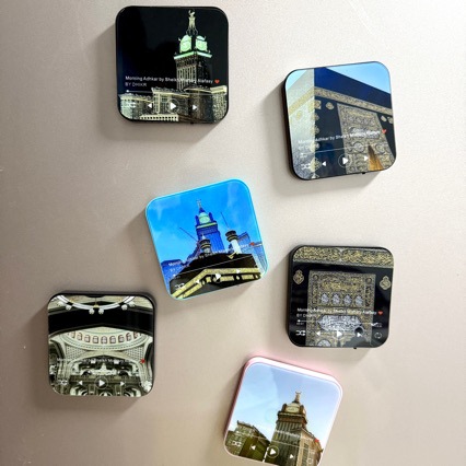 The cover of the music fridge magnet for buildings in the Middle East can play audio songs and is a magnetic music box
