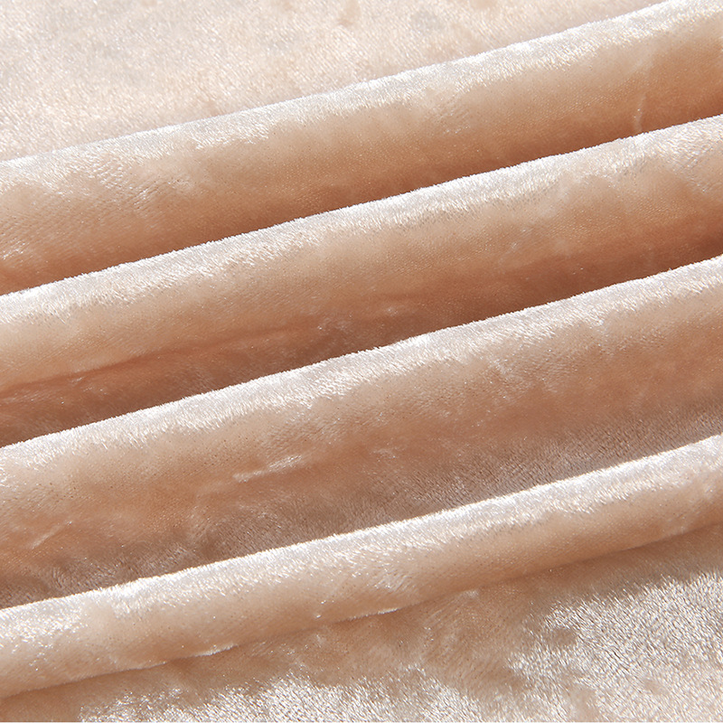 羽绒服/衣服/非洲花型布料/一元服饰/女装产品图