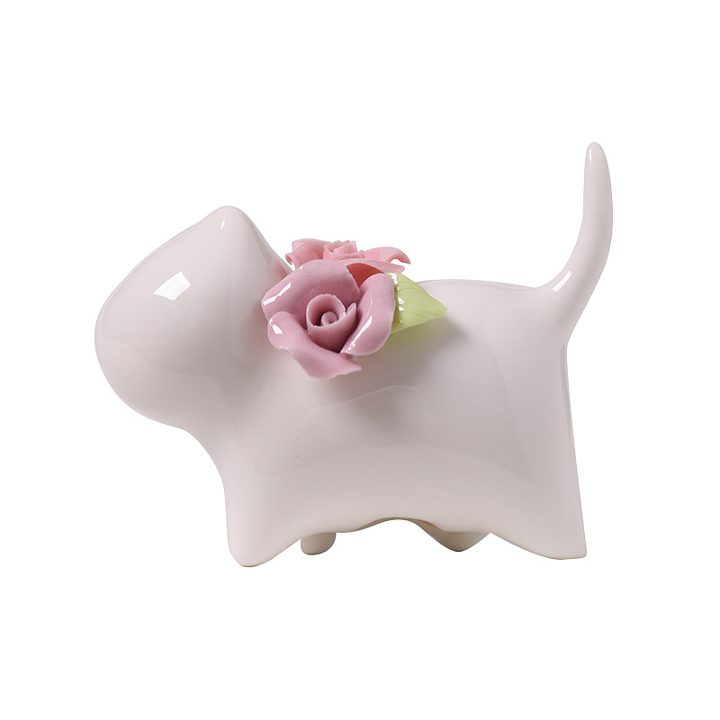 2026, a creative home tabletop decoration ceramic flower arrangement featuring hand-molded miniature cats in a jade-like white color Item Picture
