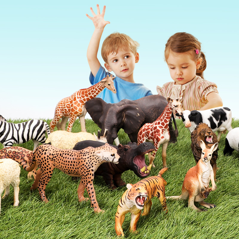 Factory direct sales of simulation animal models, wholesale PVC soft plastic educational and scientific cognitive animal toys, elephants and giraffes Application Scenario