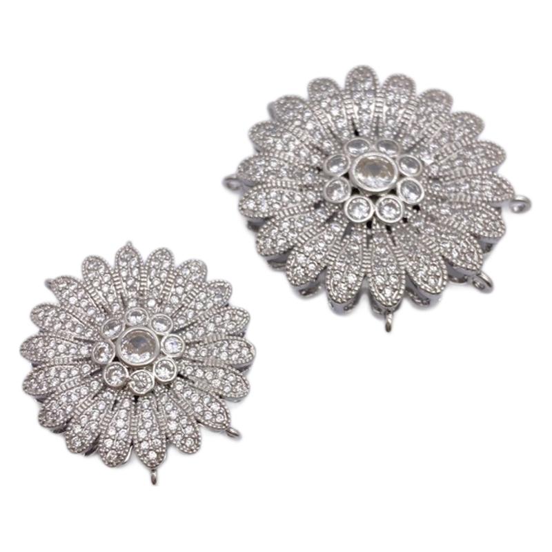 New Korean-style Daisy zircon fashionable, individual and cute pearl buckle multi-row buckle bracelet necklace clasp Item Picture