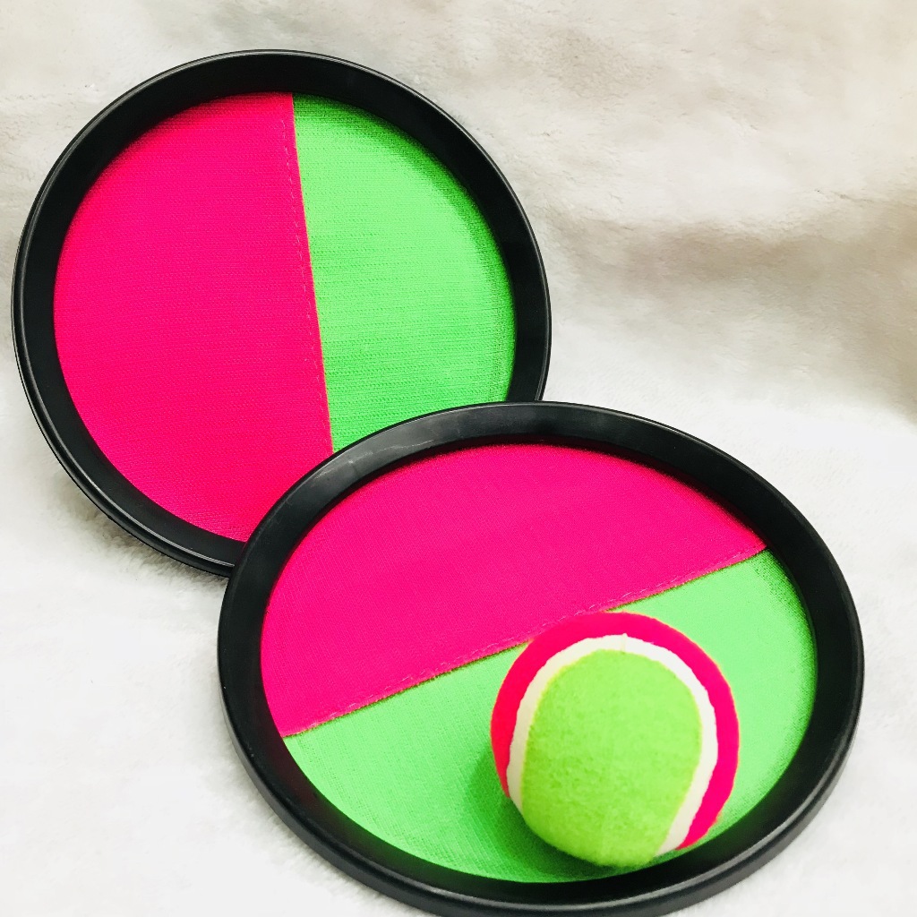 Single sticky target ball, disc sticky ball, children's sticky target ball, hard ball, suction cup ball, catch and throw ball, 2.5 inches, 6.3cm Application Scenario