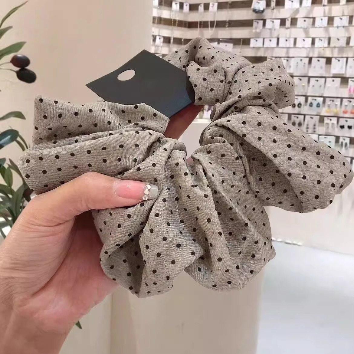 Korean style 2024 new cotton and linen pure cotton fabric polka dot large intestine ring hair ring Forest Girl Super fairy hairstyle accessory details Picture