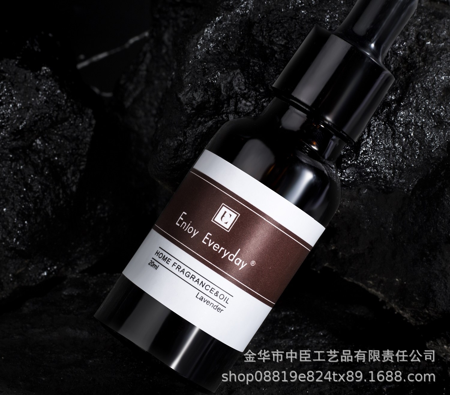 Fireless aromatherapy essential oil humidifier, aromatherapy diffuser, exquisite essential oil gift, air freshener 20ml, custom-made by the manufacturer Application Scenario