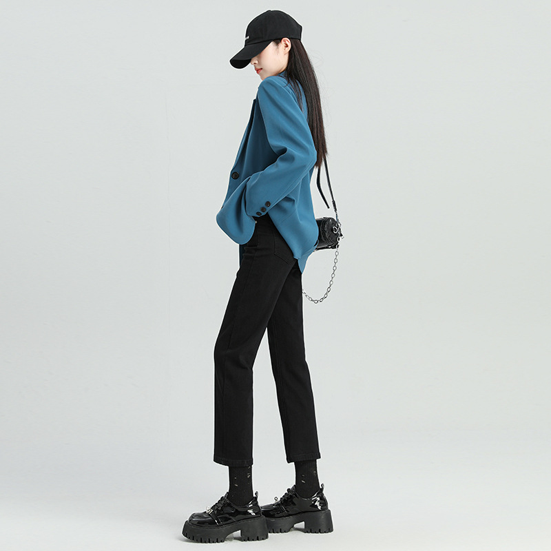 女式牛仔裤实物图