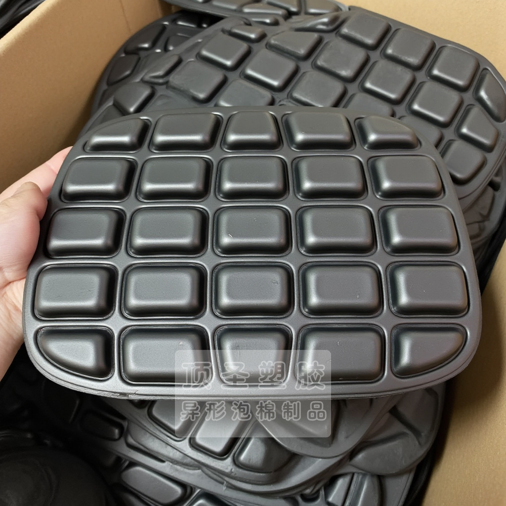 Self-adhesive EVA foam gasket, shock-absorbing and protective packaging gasket for auxiliary packaging materials, is suitable for a variety of products