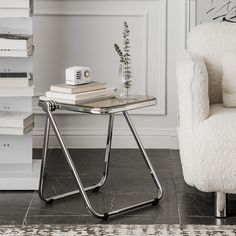 Foldable transparent small coffee table, a fashionable acrylic low table for home use, a popular photo spot, and a sofa side table for furniture