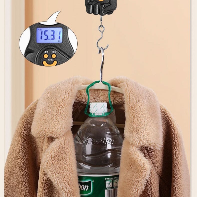 Arc-shaped anti-slip semi-circular flocking coat rack, no trace for hanging clothes at home, hotel home shoulder corner coat rack Application Scenario