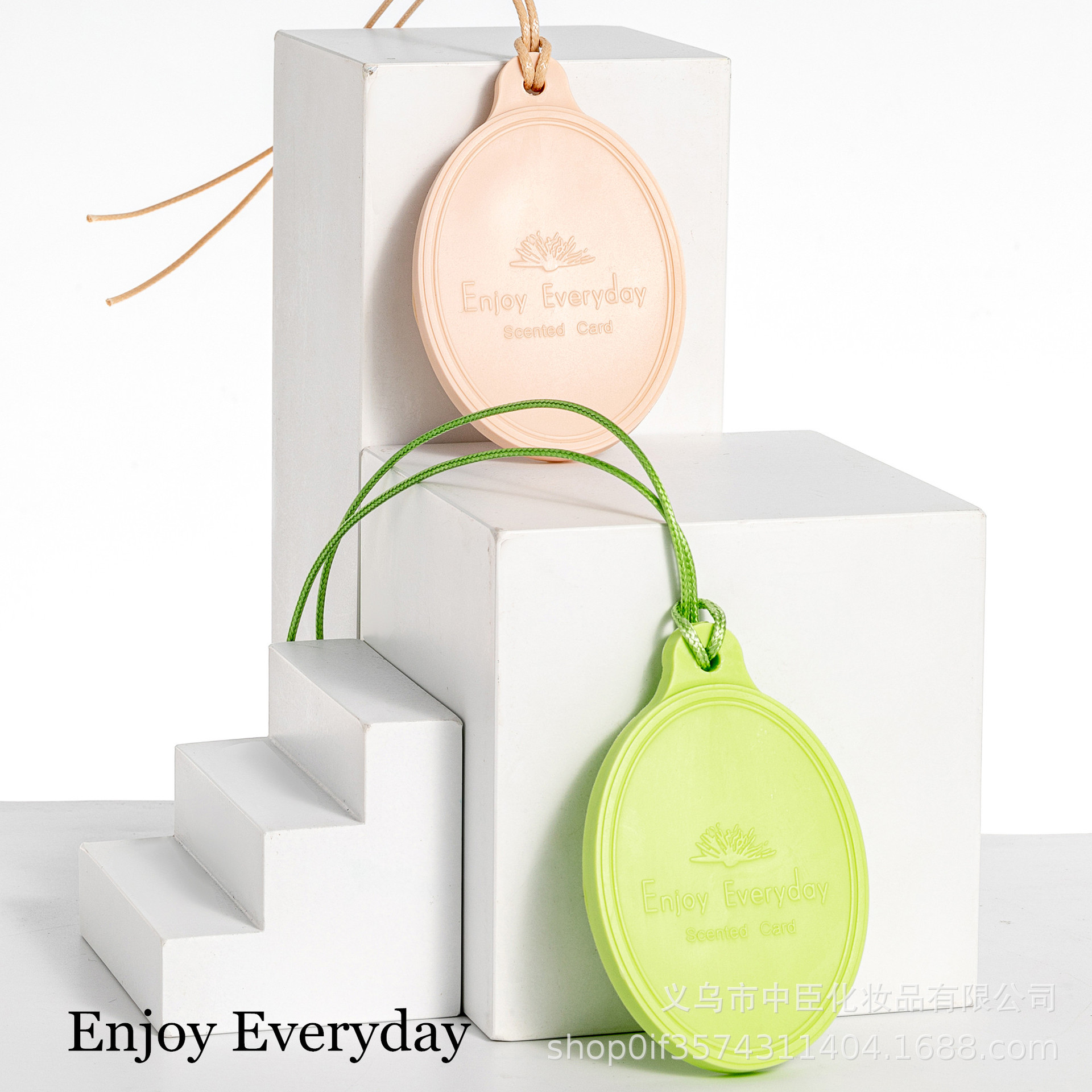 Wholesale aromatherapy pendants, car interior accessories, car scented tablets, long-lasting wardrobes, shoe cabinets, deodorants and fresheners, factory direct sales