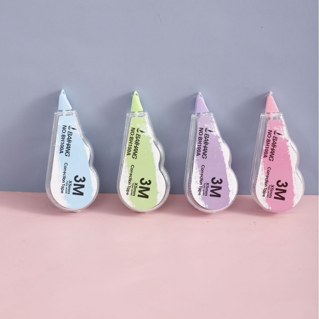 Creative cartoon correction tape, simple semi-transparent mini correction tape, non-breakable office and study supplies correction tape Application Scenario