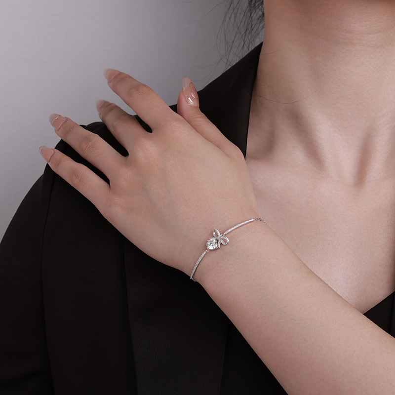 Zhuoheng Select S925 Sterling Silver Adjustable Bow Mosan Diamond Bracelet, Retro, Light Luxury, Versatile And Niche Design Bracelet details Picture