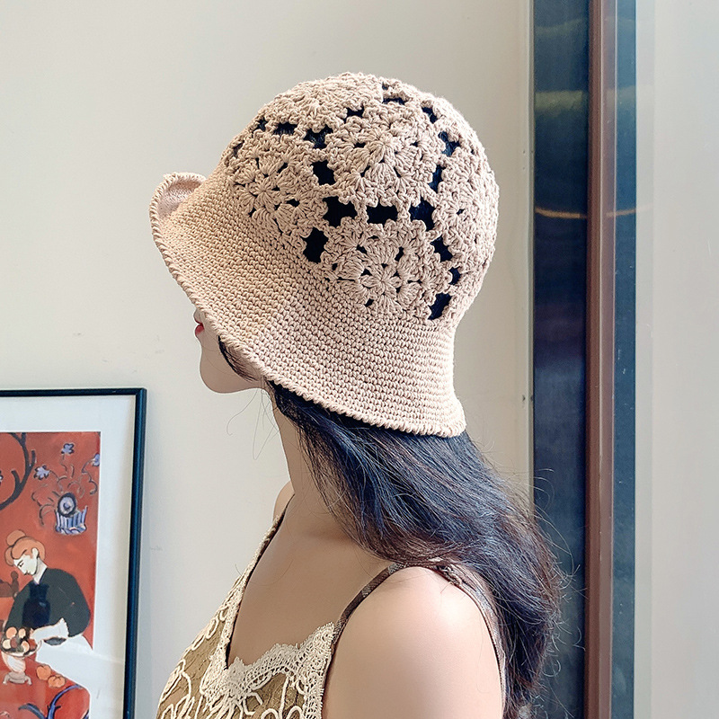 This is a breathable spring and autumn vintage handcrafted hollowed-out hat, a female fisherman's hat, and a Korean-style summer sun protection hat details Picture