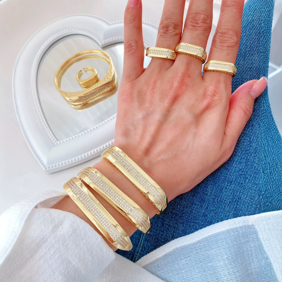 Wholesale of 18K gold geometric micro-inlaid zircon open ring and bracelet accessories with a sense of high-end European and American fashion