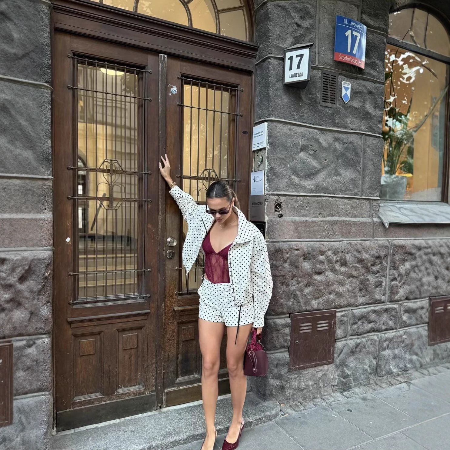 ZA AliExpress's best-selling cross-border European and American women's clothing polka dot jacket, coat and shorts set Application Scenario