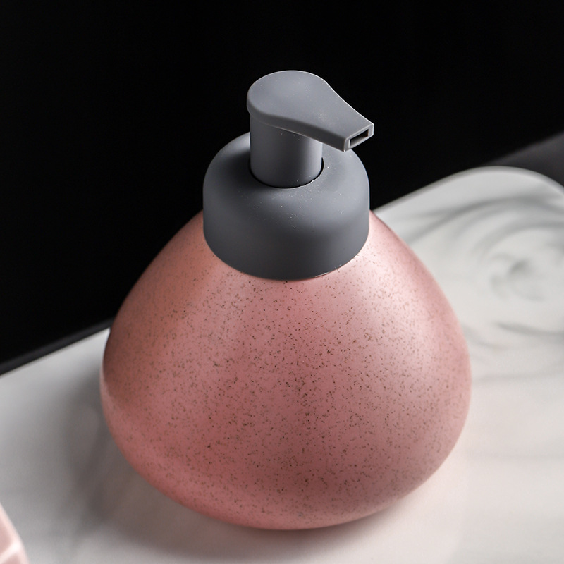 Hotel bathroom ceramic lotion bottle, three-piece set, bathroom supplies, body wash bottle, portioning bottle, press-type foaming bottle Specification image