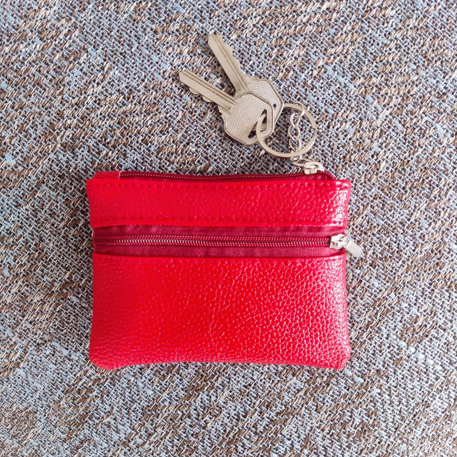 New bestsellers: Soft leather men's and women's card cases, fashionable keychains, pendants, mini gifts, storage bags, and coin purses details Picture
