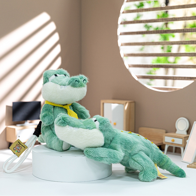 Crocodile palm Treasure, cute pet animal plush toys, simulated crocodiles, adorable children's birthday gifts wholesale Application Scenario