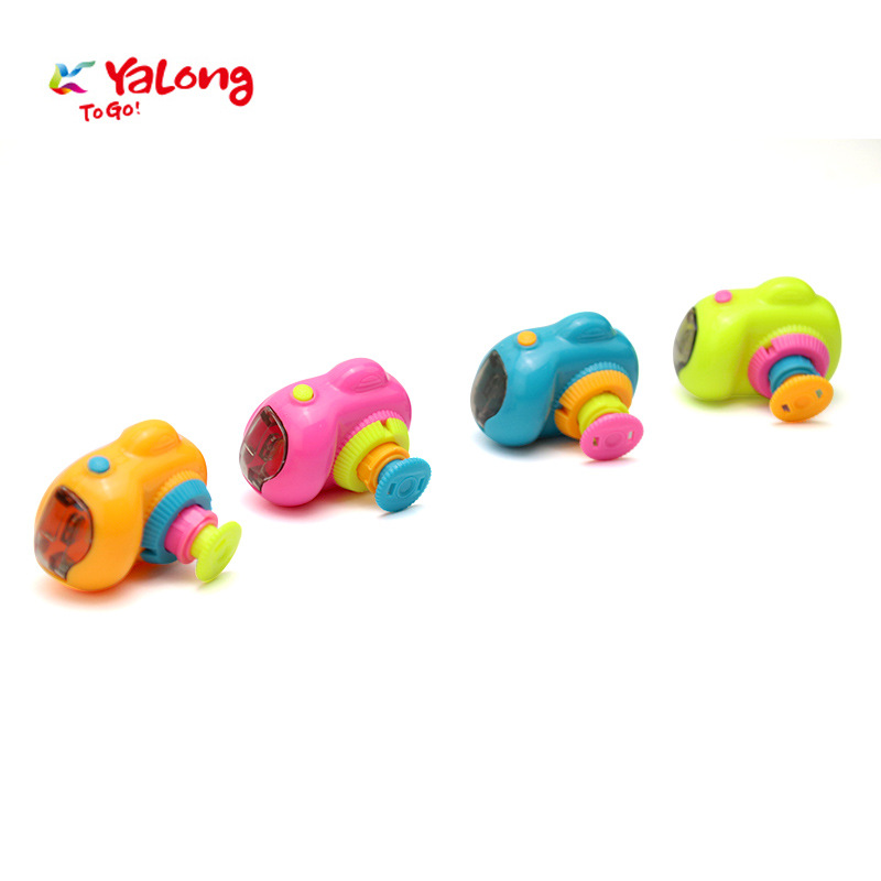 Yalong Original classic foreign trade pencil sharpeners, camera designs, pencil sharpeners, and pencils for students, children, and students Application Scenario