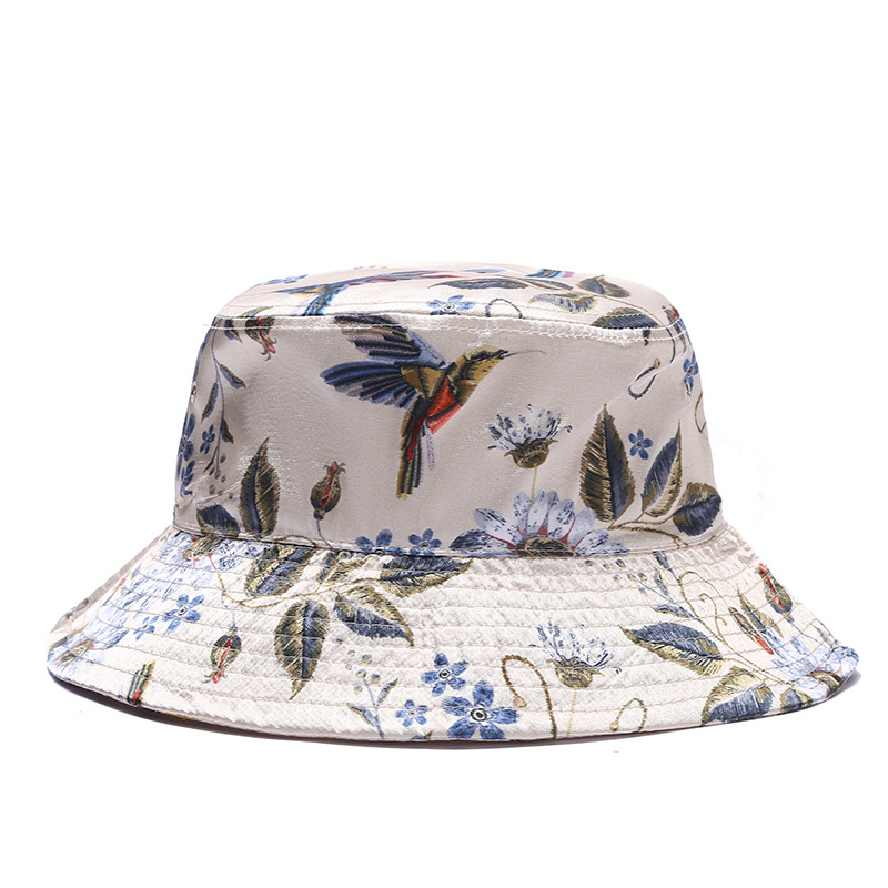 A custom-made printed floral imitation silk fisherman's hat, a fashionable outdoor outing flat-topped wide-brimmed windproof basin hat details Picture