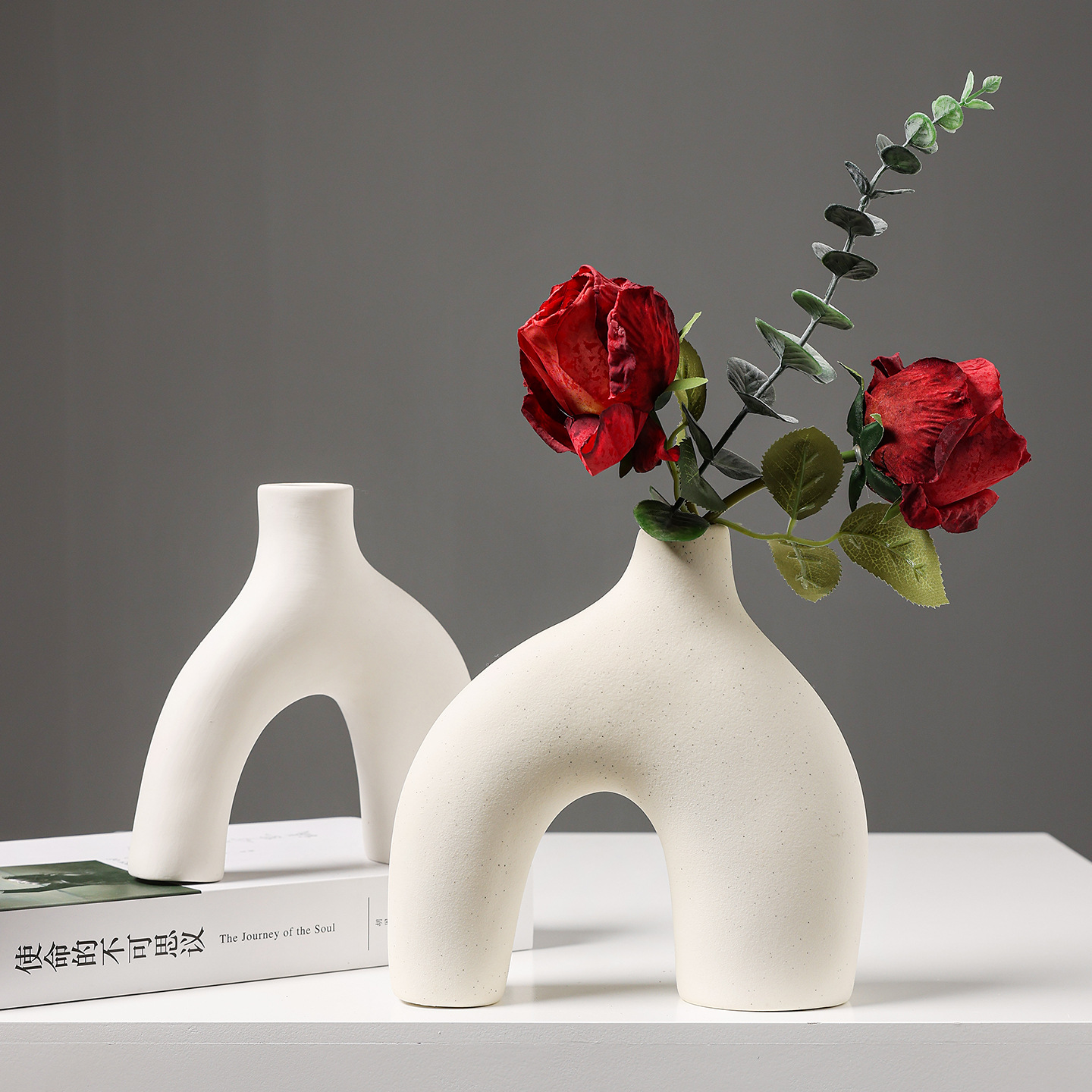 2025北欧ins风陶瓷花瓶创意客厅插花酒店民宿高级感艺术家居装饰摆件