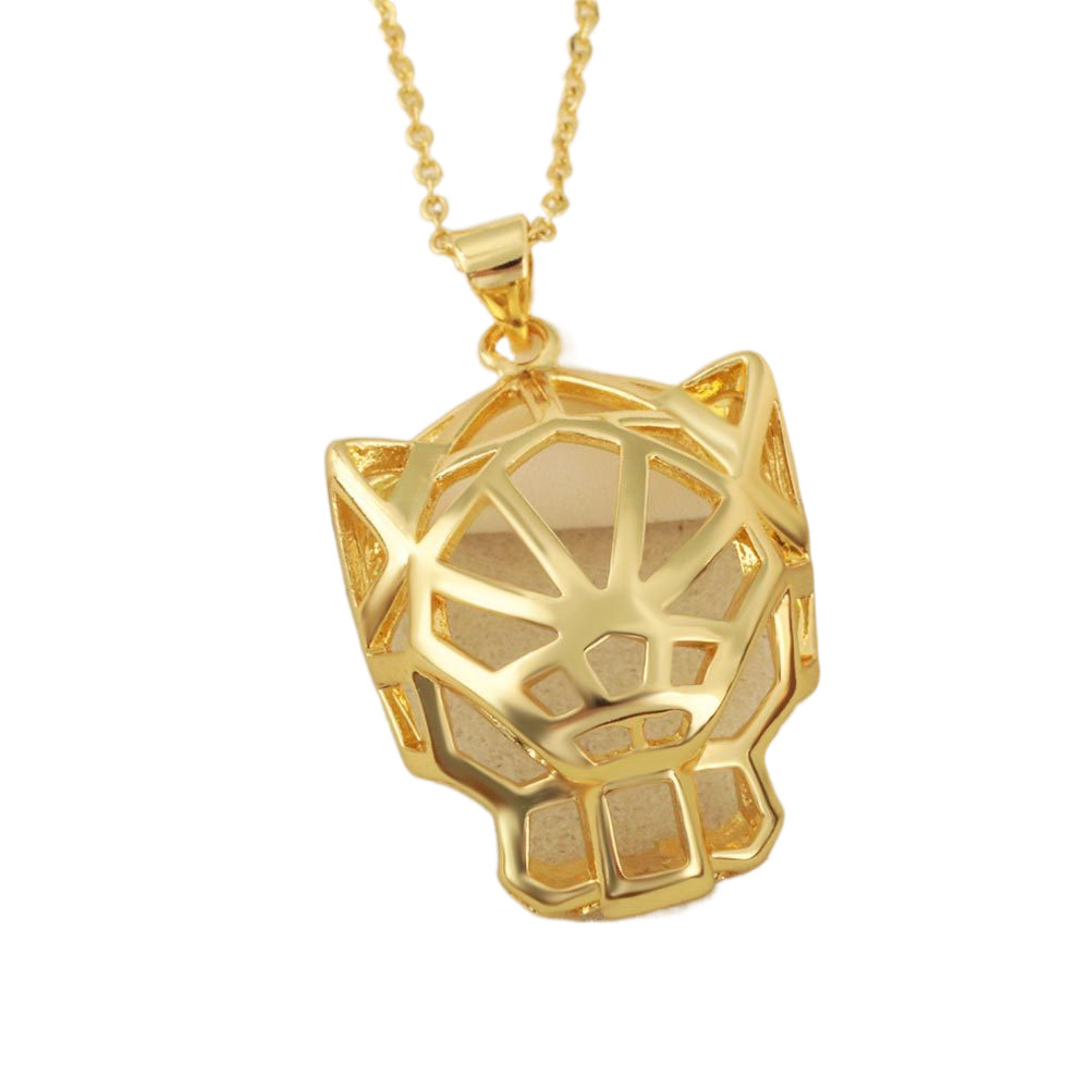 European and American cross-border fashion nude hollowed-out leopard pendants for men and women, hip-hop simple copper plated real gold factory direct sales Item Picture