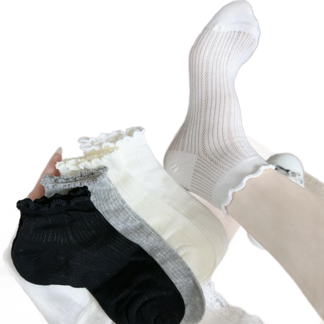 White lace pile socks for women's summer, thin mesh breathable mid-calf socks, school style, ballet style, black ear-trimmed socks Item Picture