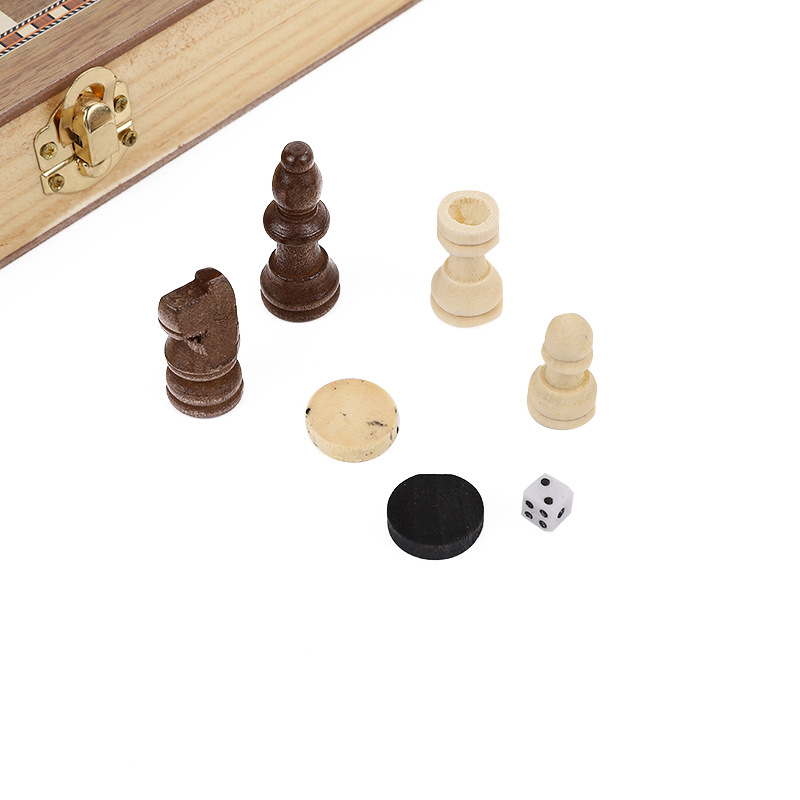 跨境木制圆角可折叠棋国际象棋优质木材高品质磁性国际象棋玩具白底实物图