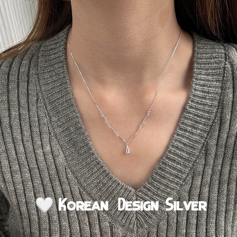 Water Drop Wave s925 sterling silver necklace, a niche design for women on Instagram, with a cool and casual commuting style and a high-end collarbone chain Specification image