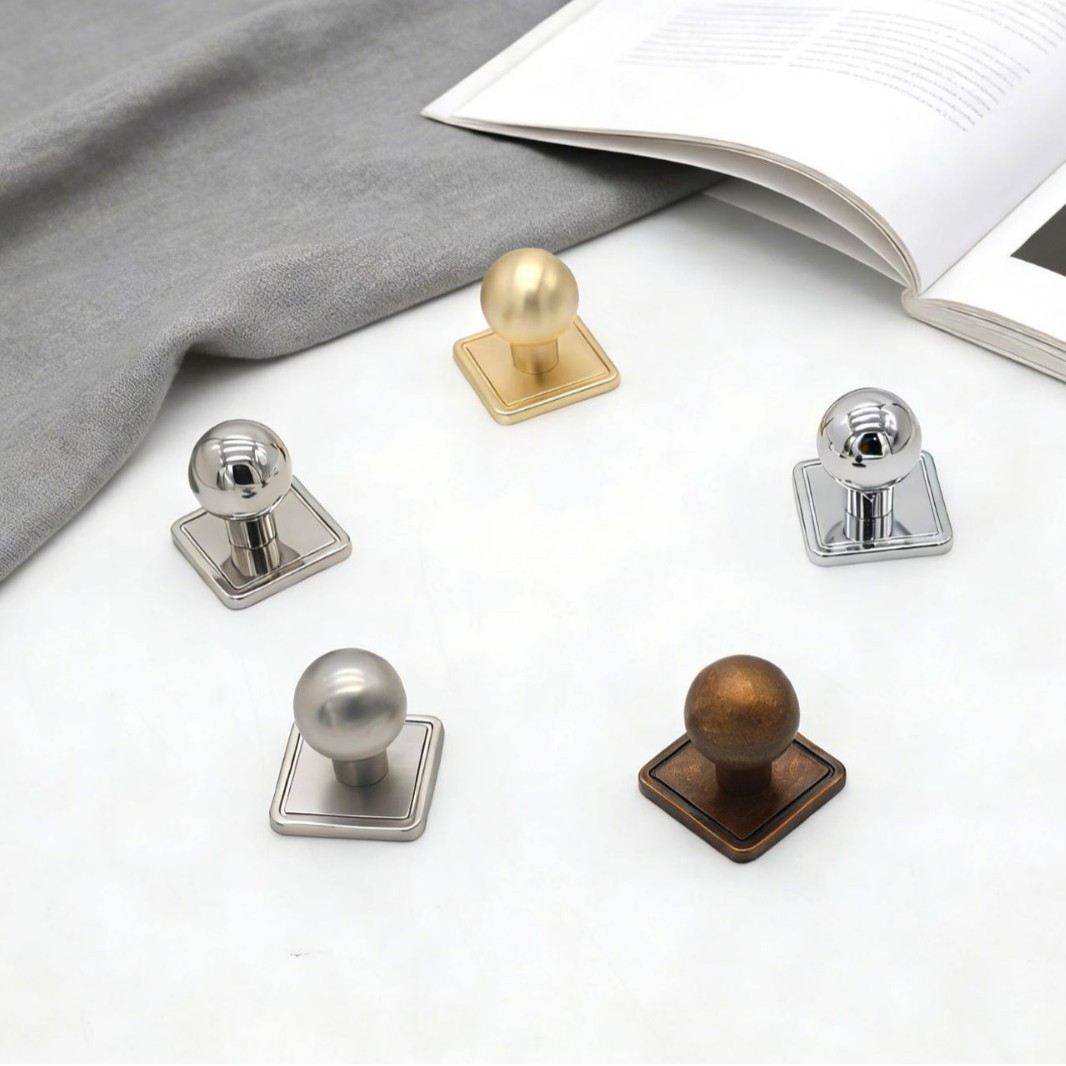 Armarios de aleación de zinc francés tirador de puerta titanio plata luz lujo mesitas de noche moderno minimalista cajón gabinete de un agujero tirador de puerta Specification image