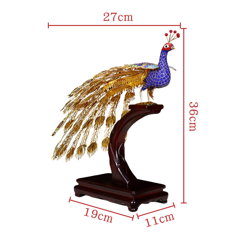Peacock sculpture spider accessories simulation owl farm butterfly moving butterfly accessories fruit shells Item Picture
