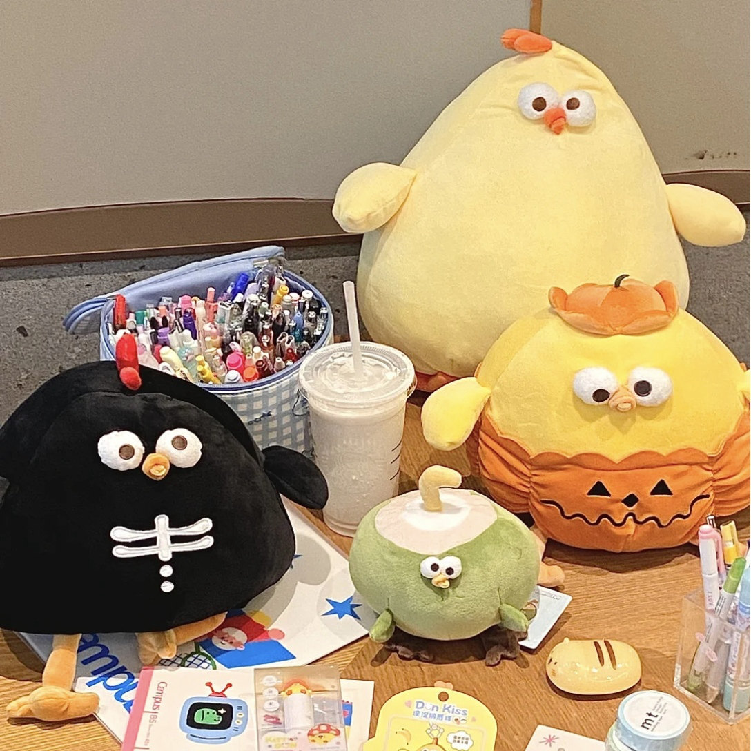 Fun hamburger chicken, stuffed pillow, sandwich chicken doll, funny plush toy, home sofa, personalized decoration Application Scenario