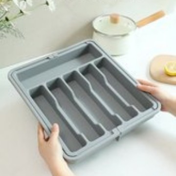 Cross-border in-stock silver case silverware storage box, adjustable tableware rack, retractable plastic drawer storage Application Scenario