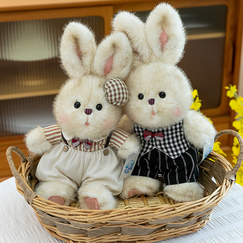 A pair of cute couple rabbit dolls, little white rabbit plush toys, bedpress dolls, wedding gift ornaments