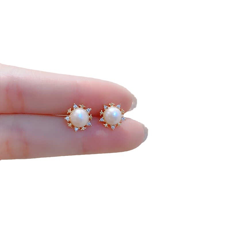 Natural freshwater pearl sunflower stud earrings for women, 925 sterling silver needle, exquisite and elegant high-end earrings, 2024 new style Item Picture