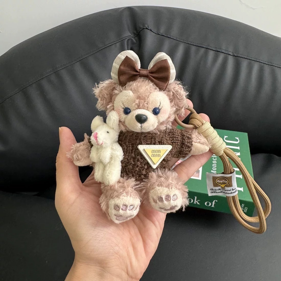 Shirley Rose bag pendant, Daphne Bear car keychain, doll, plush doll, birthday gift for men and women Application Scenario